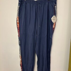 Knox Rose Navy Joggers with Patterned Sides